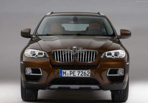 BMW X6 1 300x208 باتری بی ام و X6