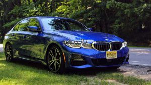 BMW 330i 2 300x169 باتری بی ام و 330