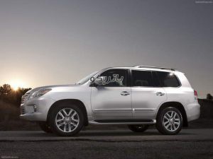 Lexus LX 570 6 300x225 باتری لکسوس LX570