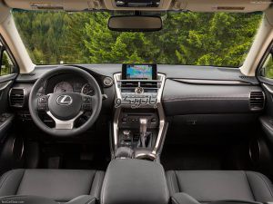 Lexus NX300 11 300x225 باتری لکسوس NX300