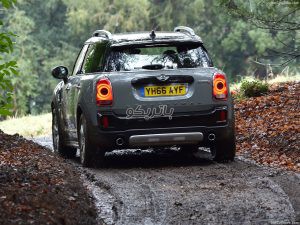 Mini Countryman Cooper S ALL4 2017 1280 9d 300x225 باتری مینی کانتری من