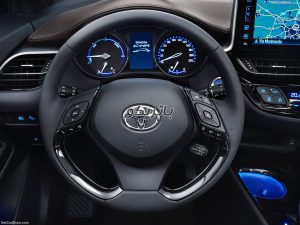 Toyota C HR 2017 1280 9b 300x225 باتری تویوتا CHR