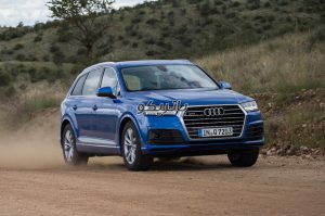 audi q7 3 300x199 باتری آئودی Q7