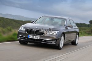 bmw 740 4 1 300x200 باتریکو، فروشگاه اینترنتی باتری ماشین