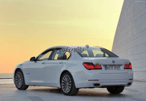 bmw 750 4 300x208 باتریکو، فروشگاه اینترنتی باتری ماشین