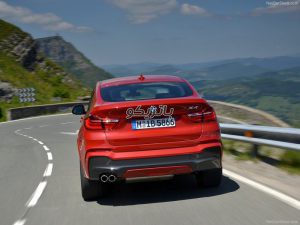 bmw x4 4 300x225 باتری بی ام و X4