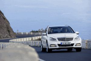 mercedes benz c350 1 300x200 باتری بنز C350