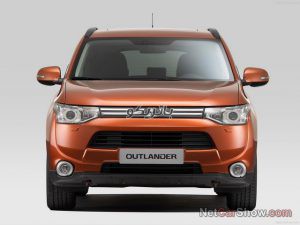 mitsubishi outlander 2 300x225 باتری میتسوبیشی اوتلندر