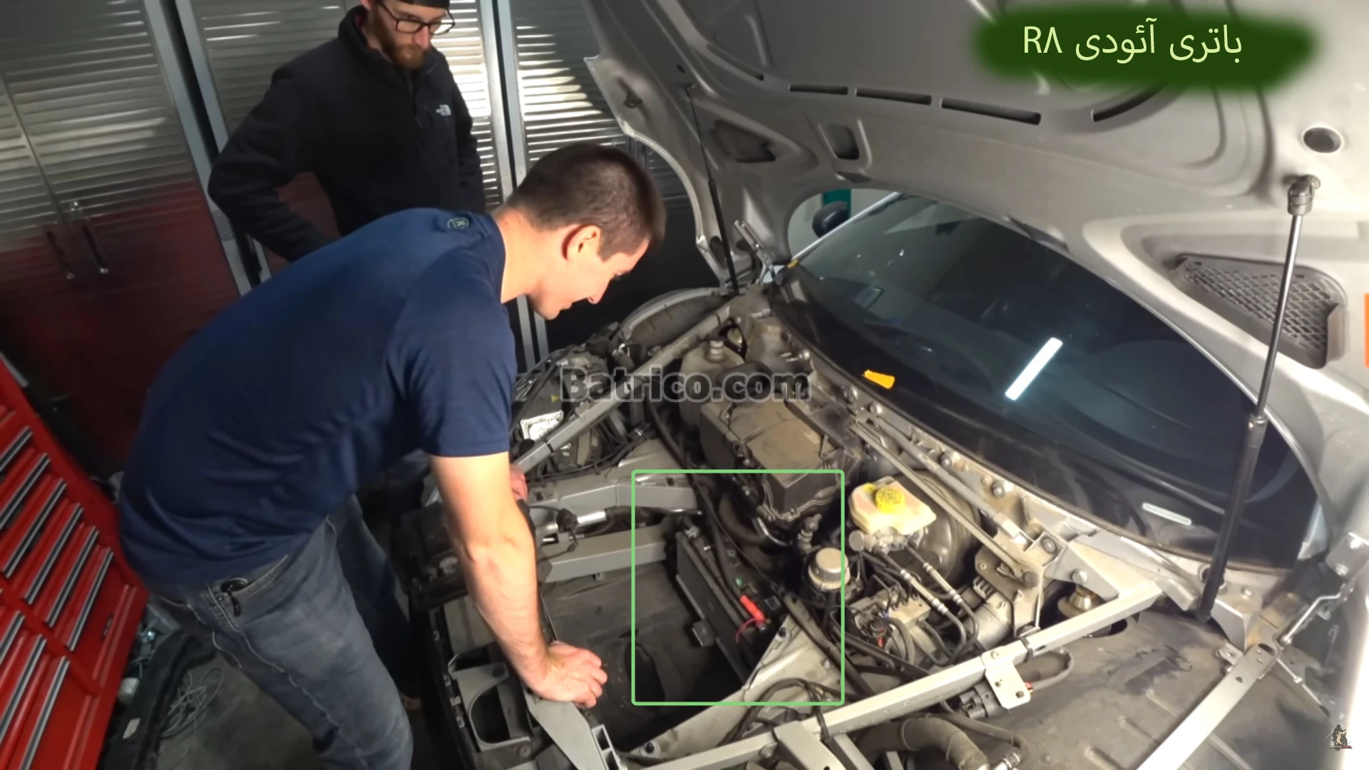 محل باتری آئودی R8